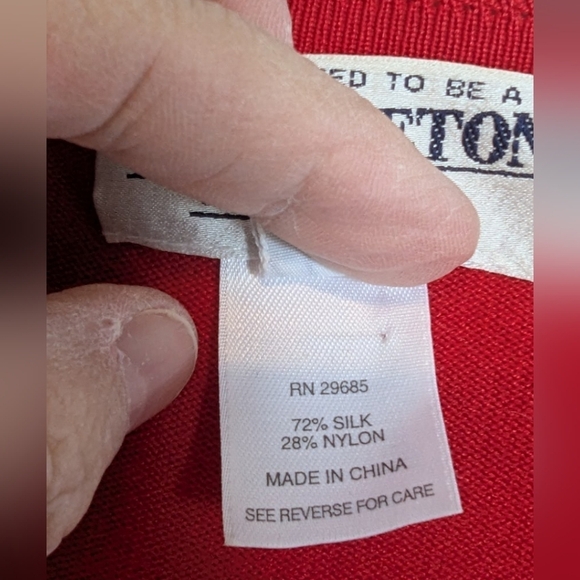 Pendleton 1X red cardigan 72% silk & 28% nylon in excellent condition - Picture 3 of 8